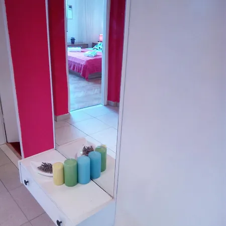 아파트 Large Terrace *