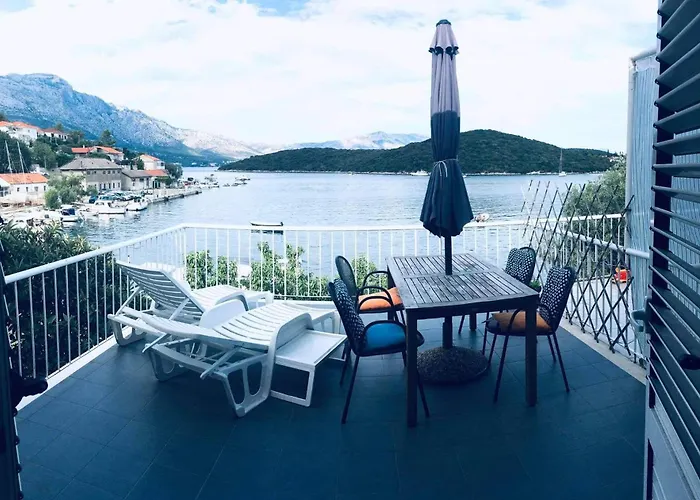 Large Terrace Daire Korčula