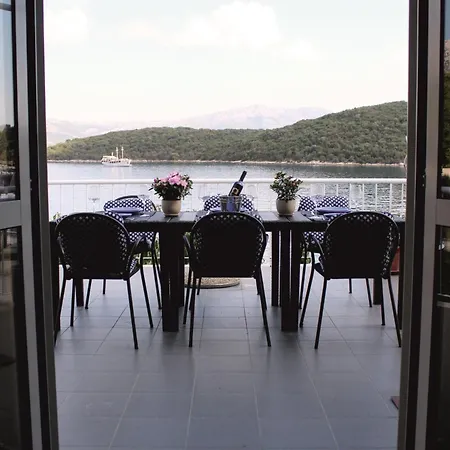 Large Terrace Korcula Town